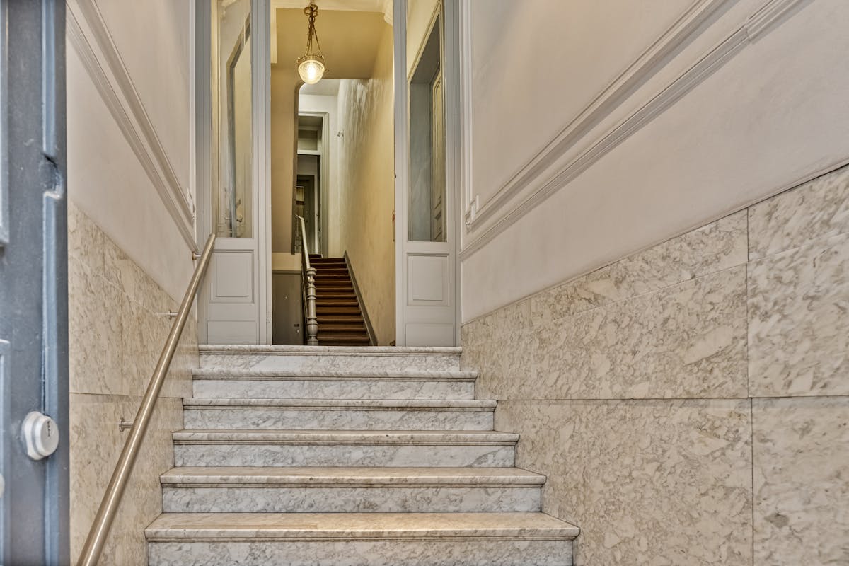 L'immeuble de rapport à vendre dans le Quartier du Sablon! - photo 2