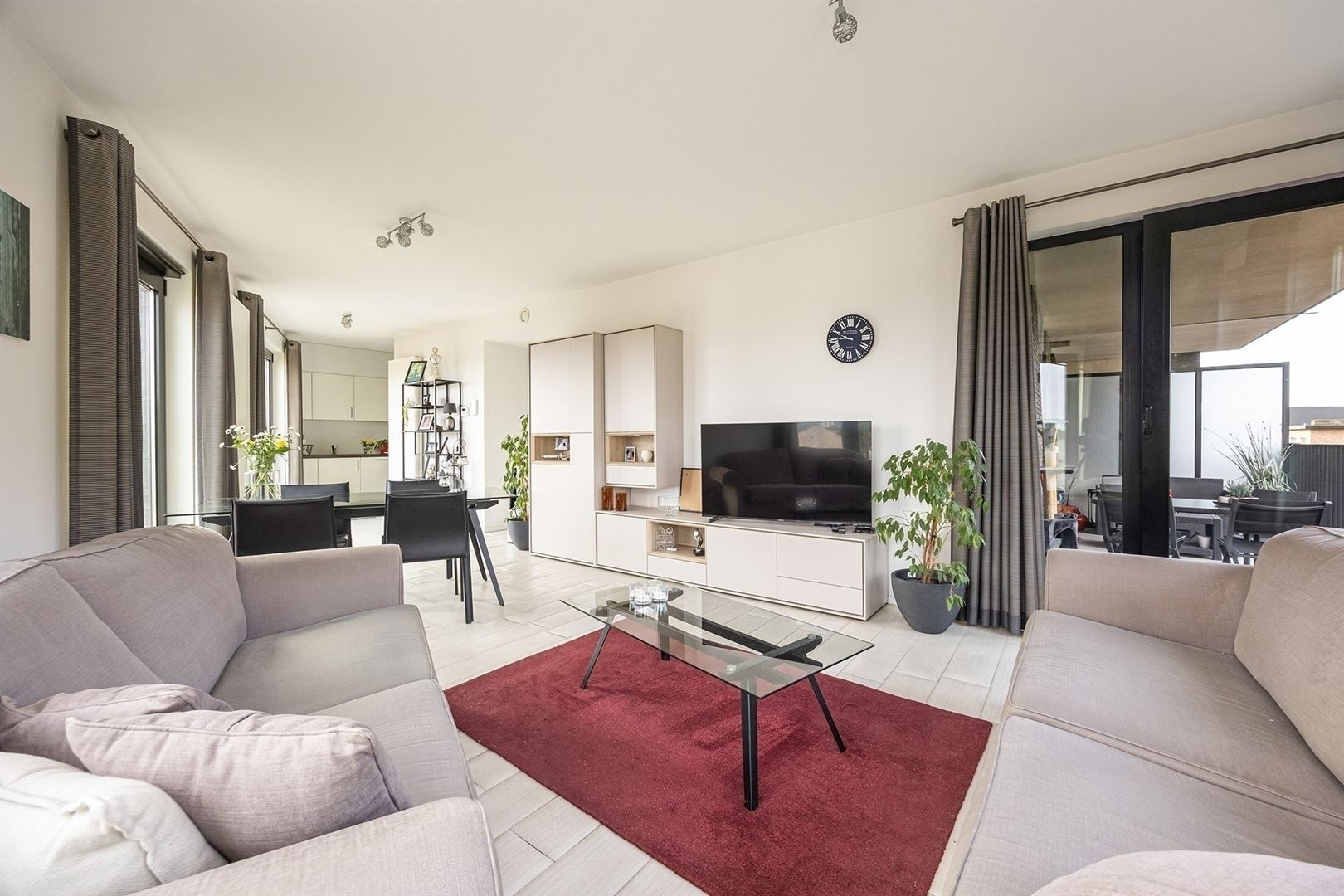 Lichtrijk appartement met groenzicht, parking en groot terras - foto 4