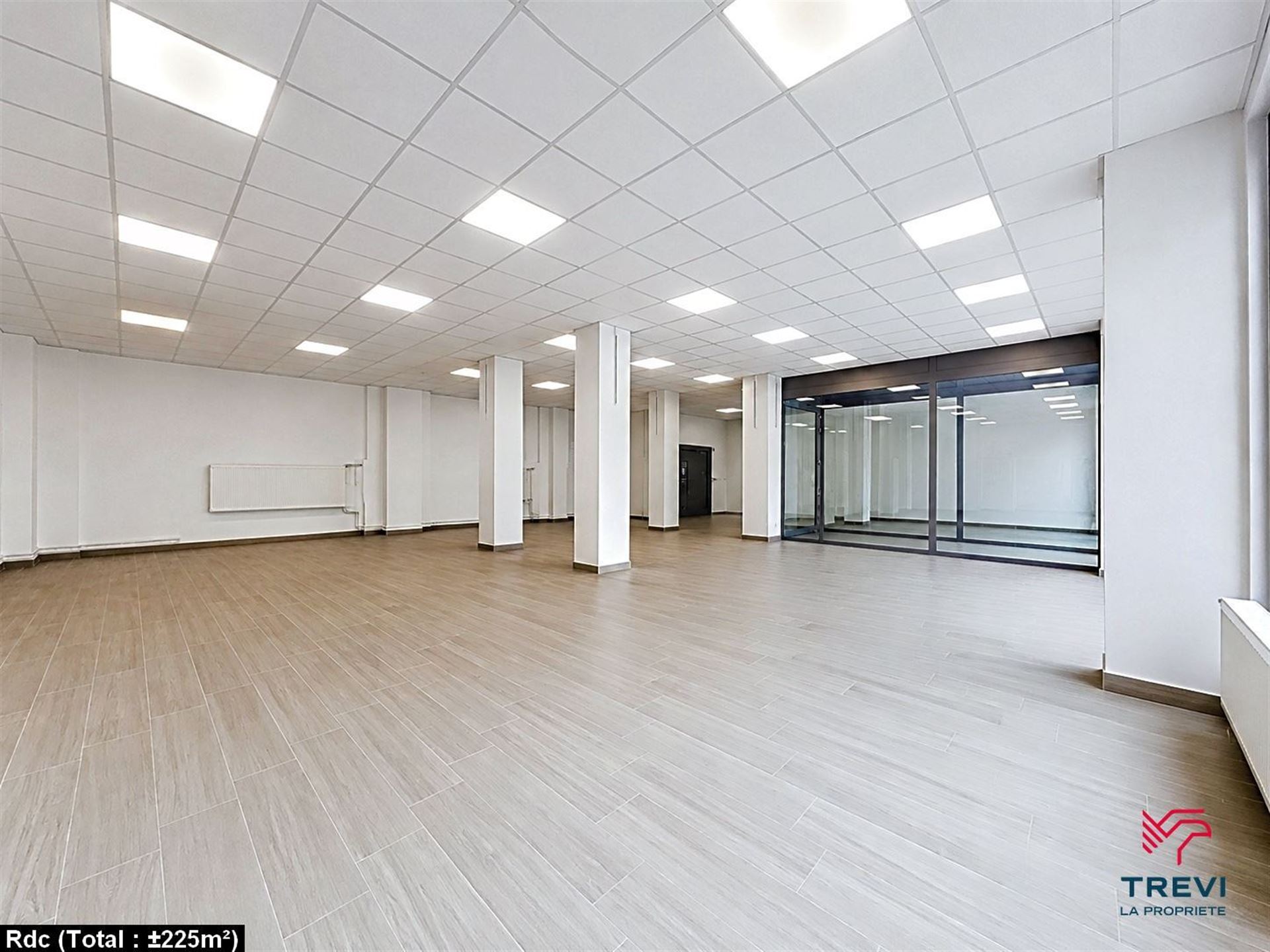 Commercieel te koop in Charleroi - foto 5