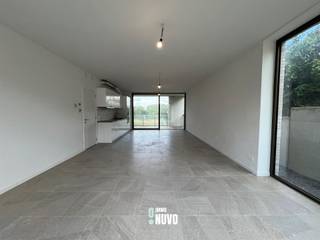 Apartment equipped with all comfort and view of the beautiful natural area, you enjoy all the tranquility here. This super energy-efficient apartment...