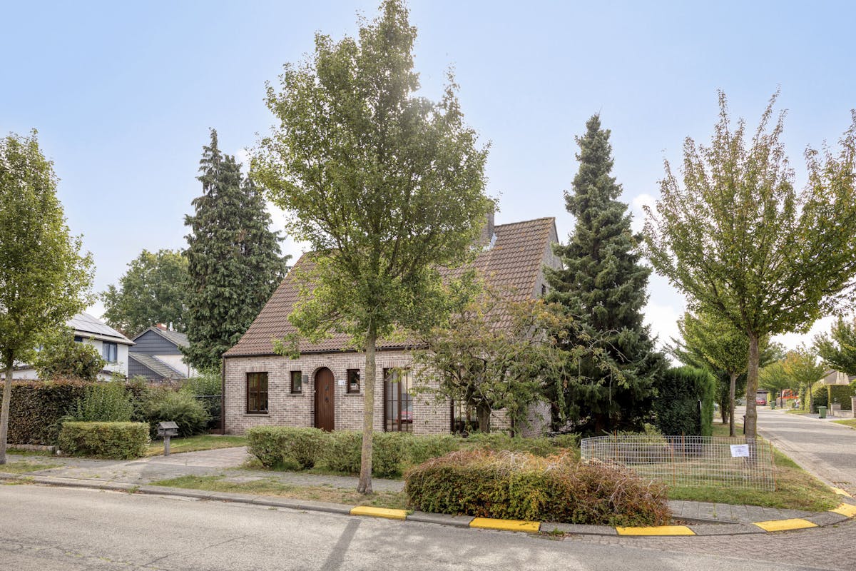 Detached house with a large outbuilding for sale in Loenhout! - photo 5