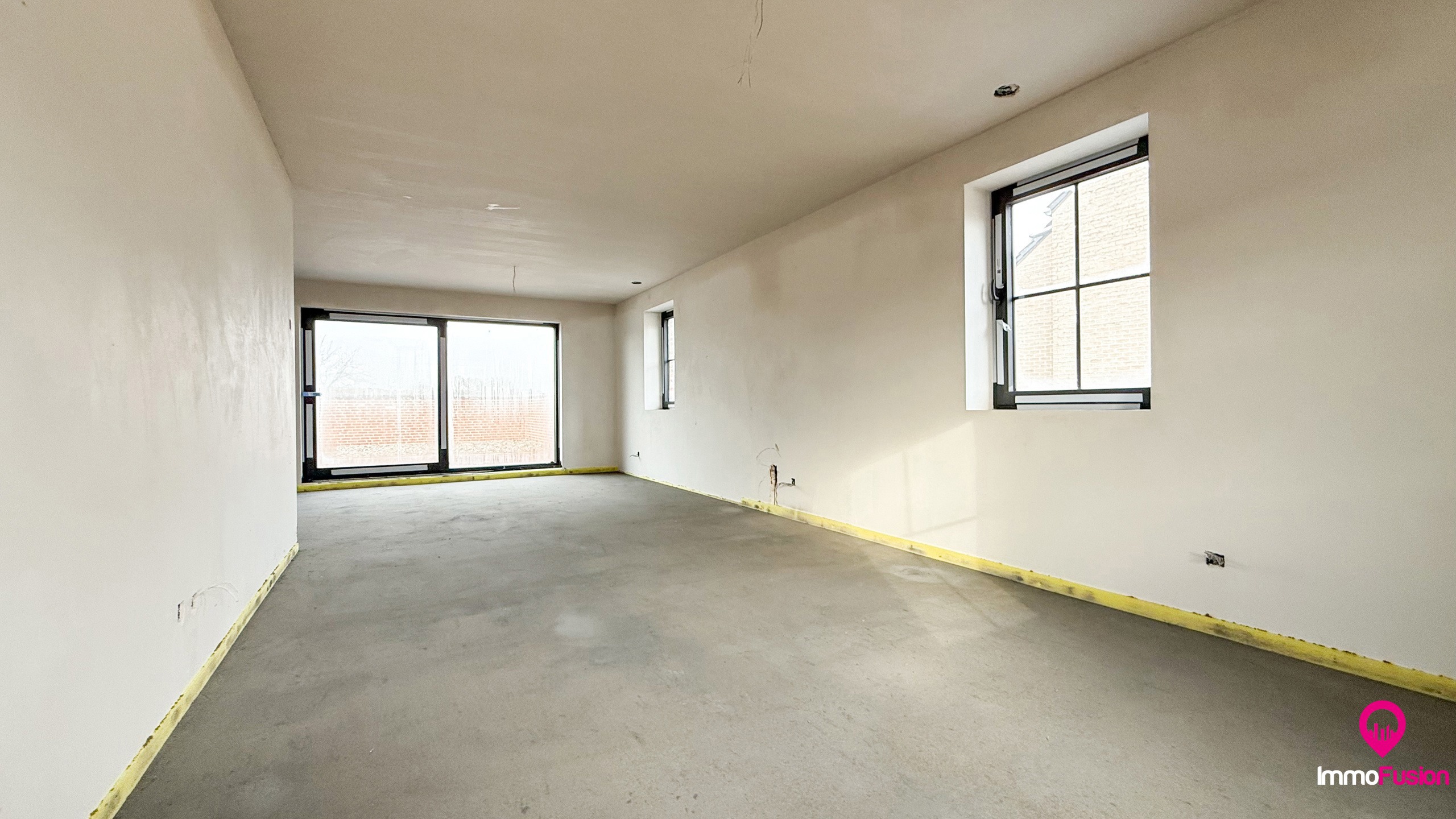 Zeer ruim (146m²!) duplex app.met 2-slpks,garage en terras! - foto 5