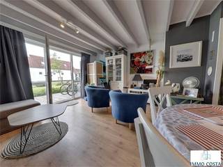 Vakantiewoning te koop in WestendeKnusse vakantiewoning aan de kust, ideaal gelegen op enkele minuten van het strand. De woning beschikt over...