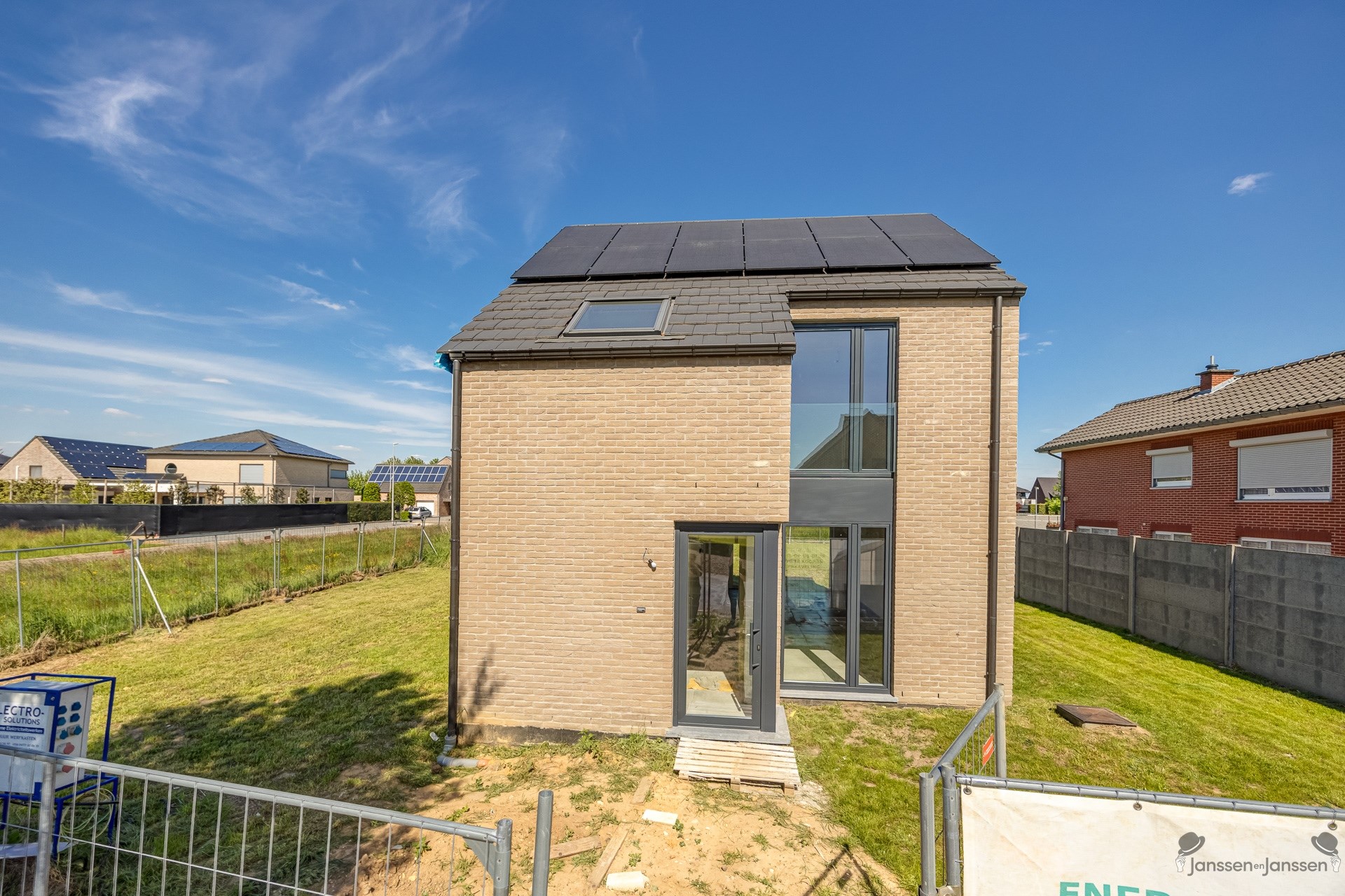 House for sale in Neeroeteren with 3 bedrooms - photo 3