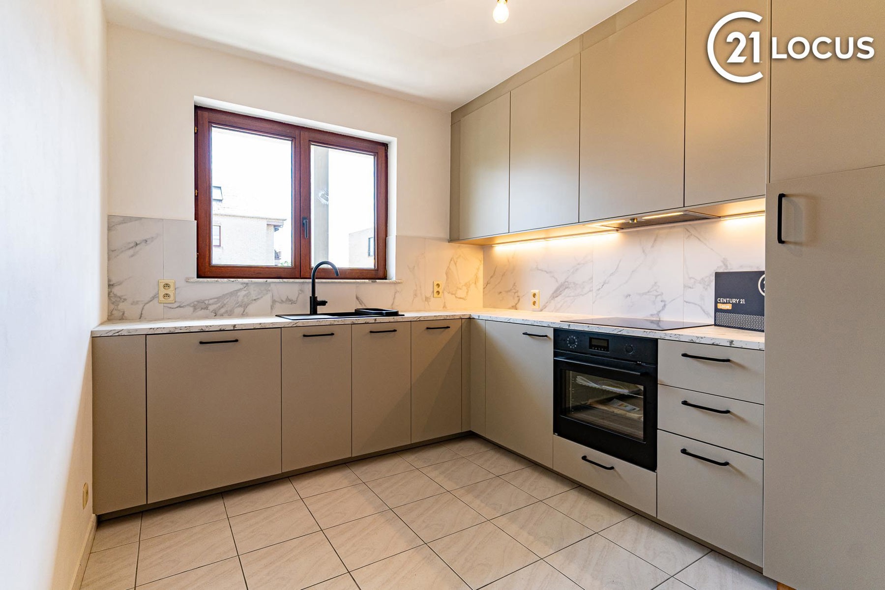 Appartement à vendre à Beveren-Kruibeke-Zwijndrecht avec 2 chambres - photo 5