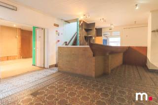 Bent u op zoek naar een woning in een centrale buurt? Deze woning in Deerlijk biedt alles wat u zoekt! Met een grondoppervlakte van 620 m² en...