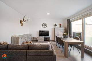 Op een uitstekende locatie in Grasheide bevindt zich dit recente appartement met 1 slaapkamer, ruim terras en carport. Dit...