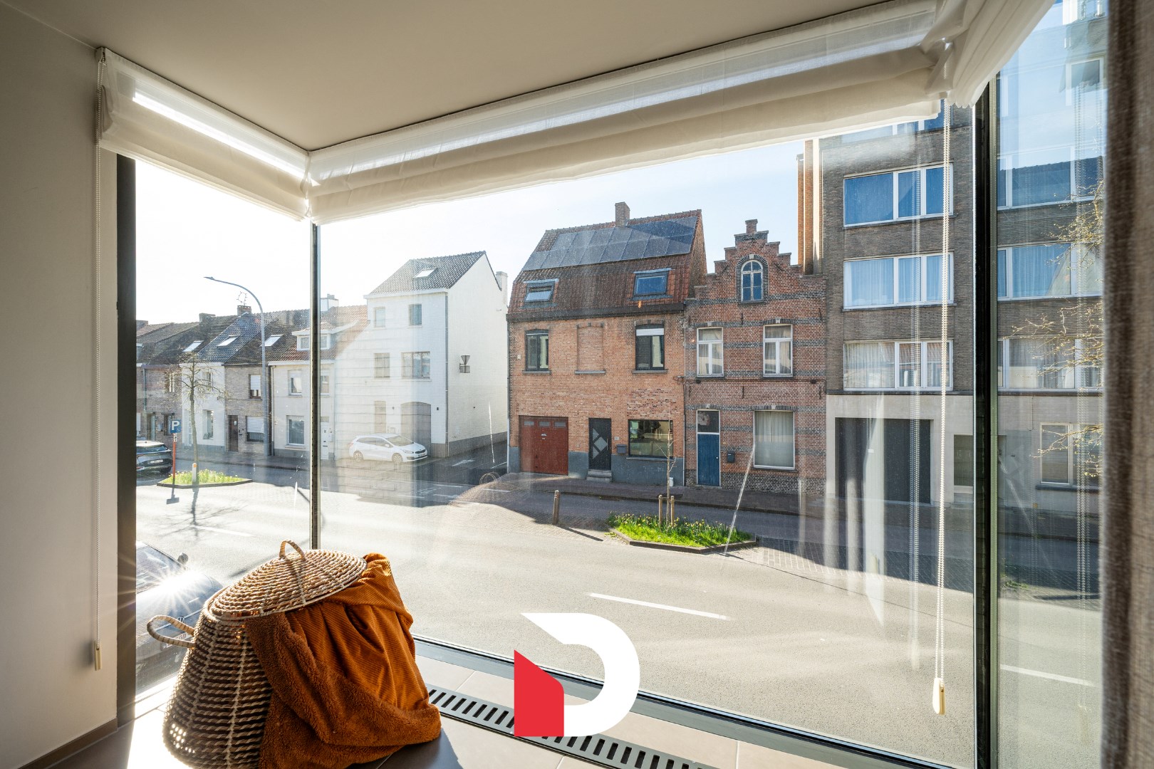 Ruim en instapklaar appartement met 2 slk. te Sint-Andries. - foto 5