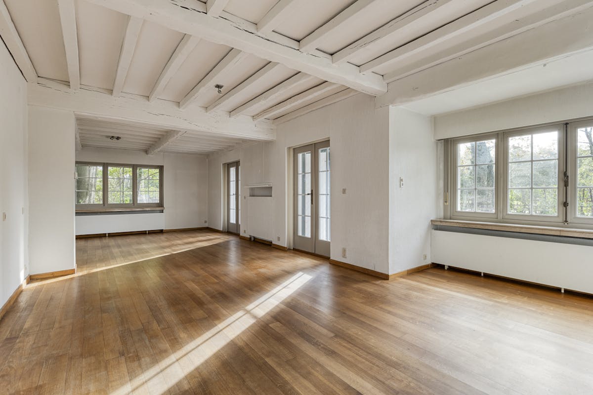 Charmant huis te koop in Putte-Kapellen met grote tuin - foto 5