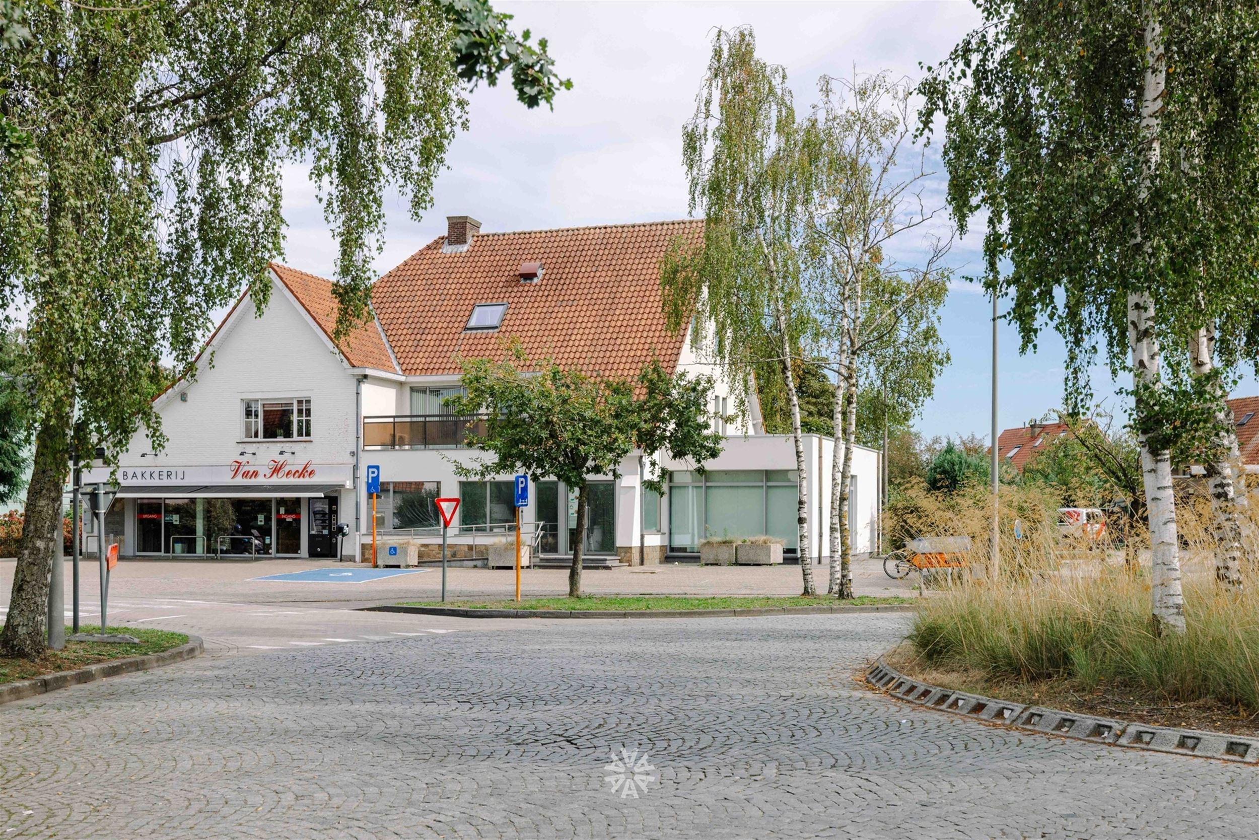 Handelspand te koop in het centrum van De Pinte - foto 1