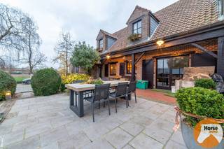 SCHELLE - Centraal gelegen ruime woning met loods en weides op 1.6HaDeze landelijke eigendom gelegen tussen Antwerpen en Brussel op ca. 1,6 hectare...