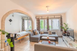 Welkom in dit charmante en instapklare appartement, gelegen op de eerste verdieping van een kleinschalig gebouw in de Nieuwe Beggaardenstraat, pal...
