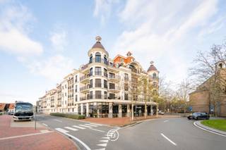 Cet appartement lumineux et très accueillant se situe dans la résidence récente Crown. Son emplacement est particulièrement attrayant, à quelques...