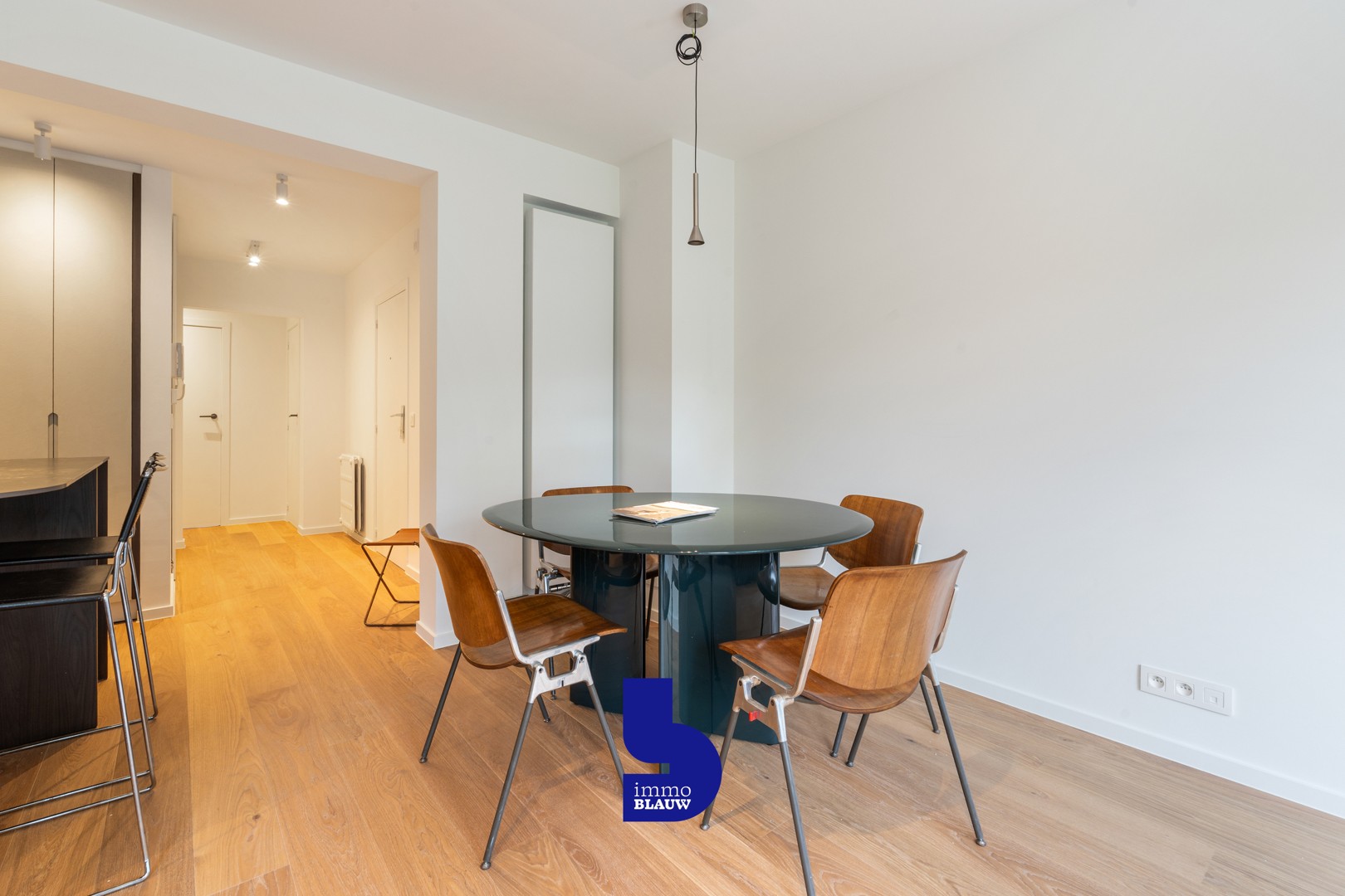 Gerenoveerd appartement met zicht op groen. - foto 4