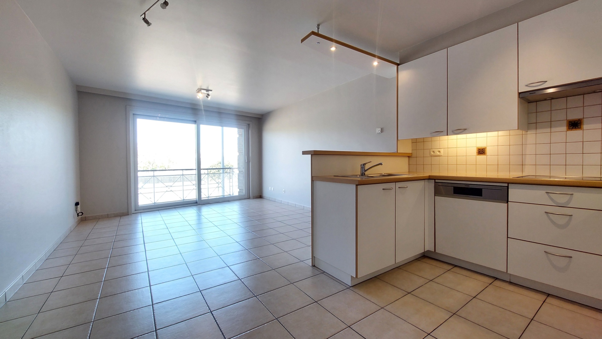 Instapklaar 1 slaapkamer appartement met terrasje in het centrum van Bredene - foto 5