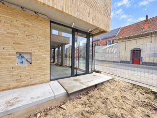 Commercial for rent in Evergem