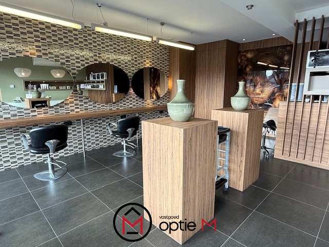 Multifunctioneel handelspand te koop, topafwerking &amp; ligging - foto 4