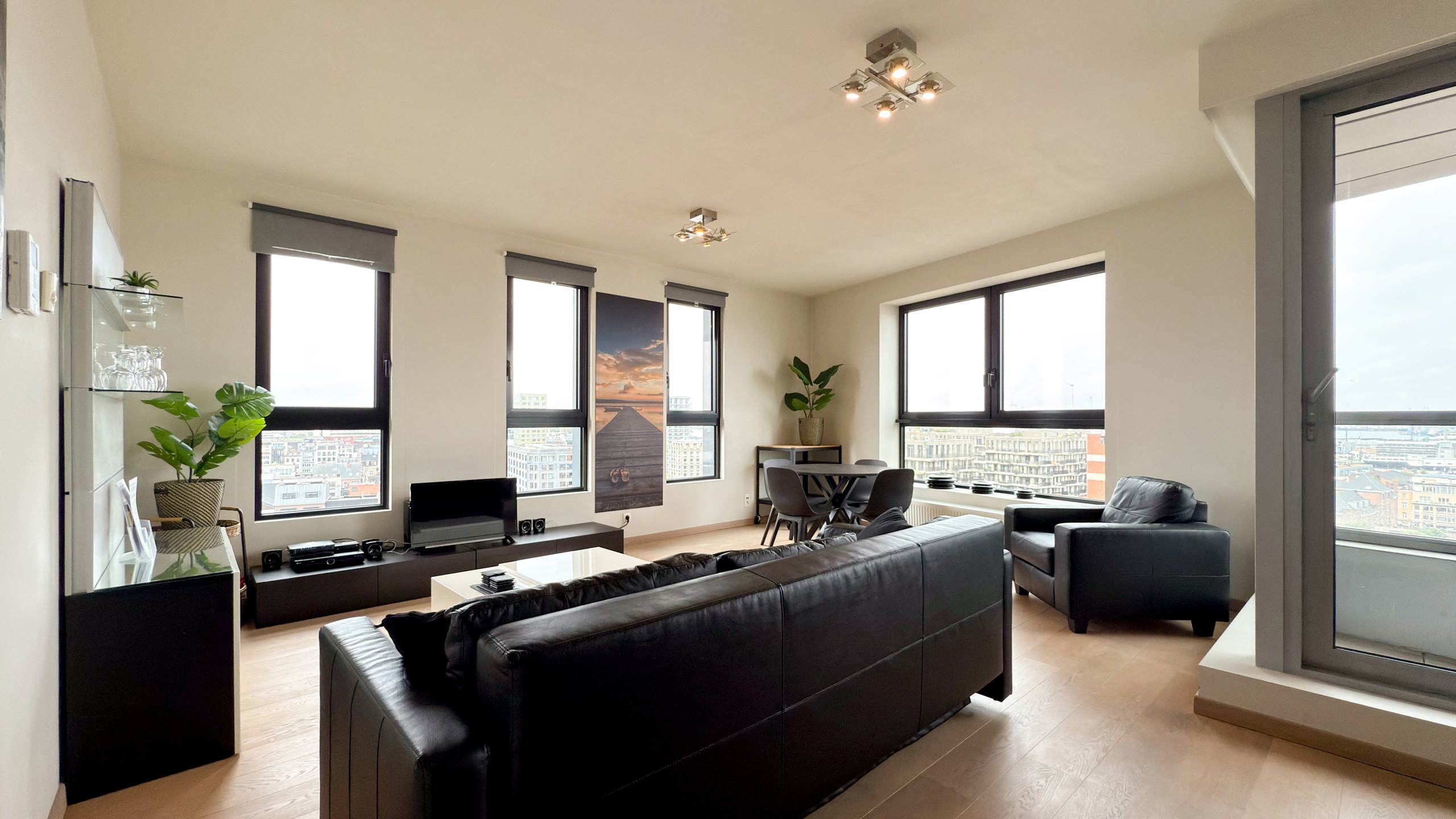 gemeubeld appartement met uniek zicht op Het Eilandje - foto 4