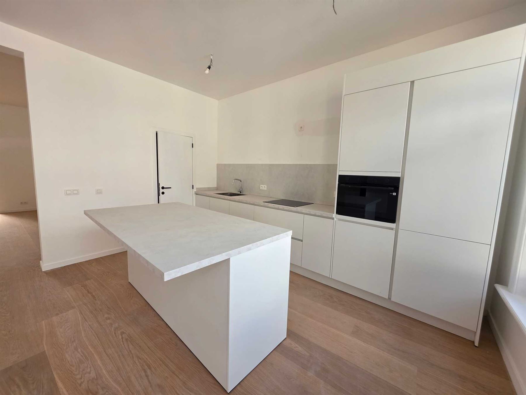 Volledig gerenoveerd appartement met 2 slaapkamers nabij Zurenborg - foto 5