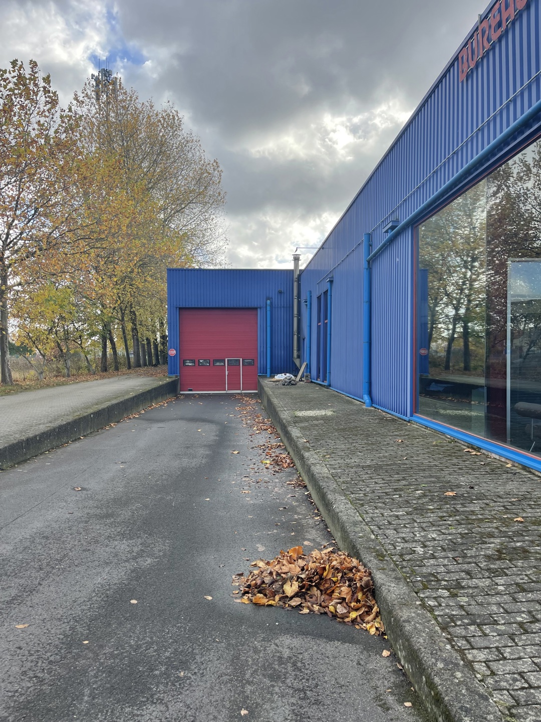 Commercial for rent in Charleroi - photo 1