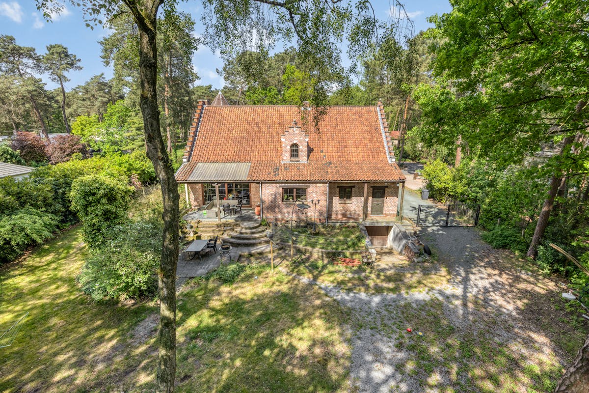 Ruime villa op toplocatie naast de Kalmthoutse Heide te koop - foto 4