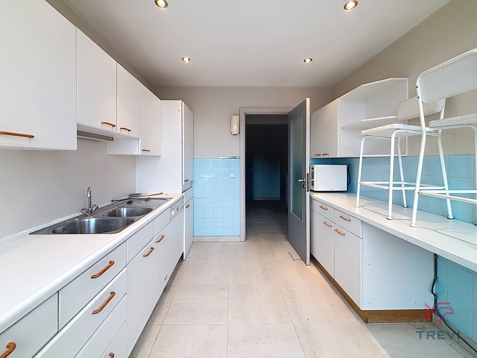 Mooi appartement met 2 slaapkamers van ± 70 m² - foto 4