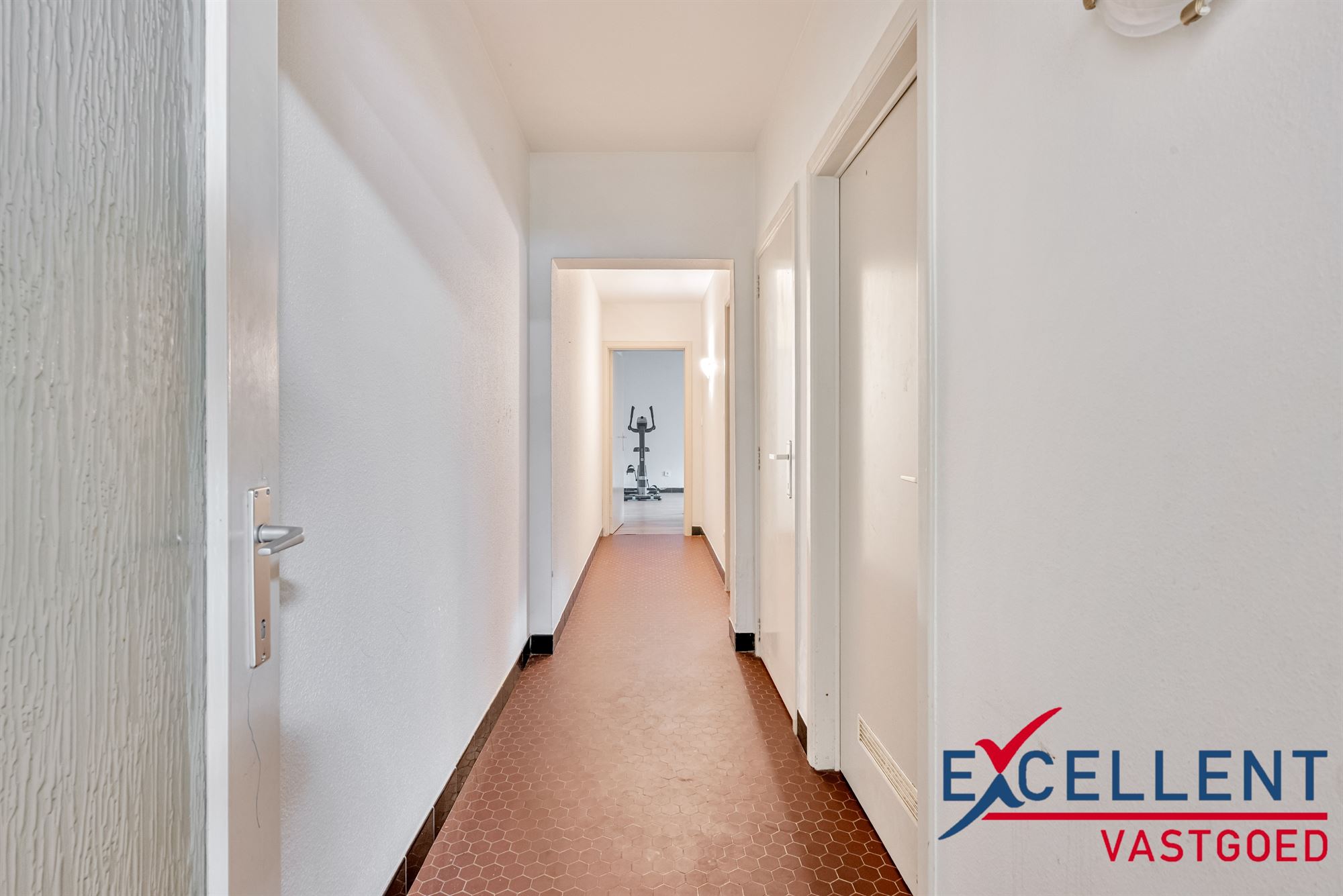 Instapklaar appartement met garagebox te Oostakker - foto 5