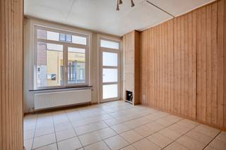 Deze rijwoning uit 1910 is gelegen in de historische stadskern van Aarschot, op wandelafstand van winkels, horeca, scholen en openbaar...