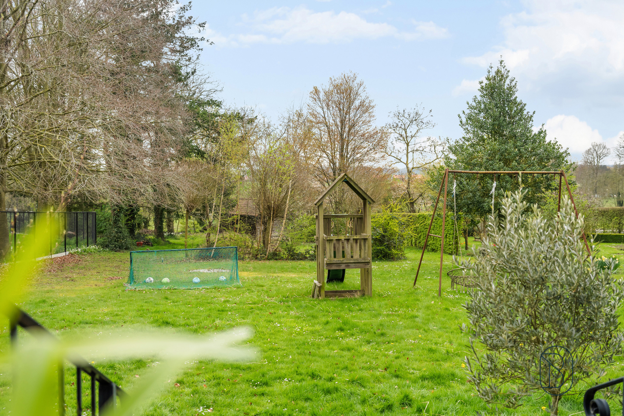 Charmante instapklare herenwoning met 4 slpk&amp; prachtige tuin - foto 3