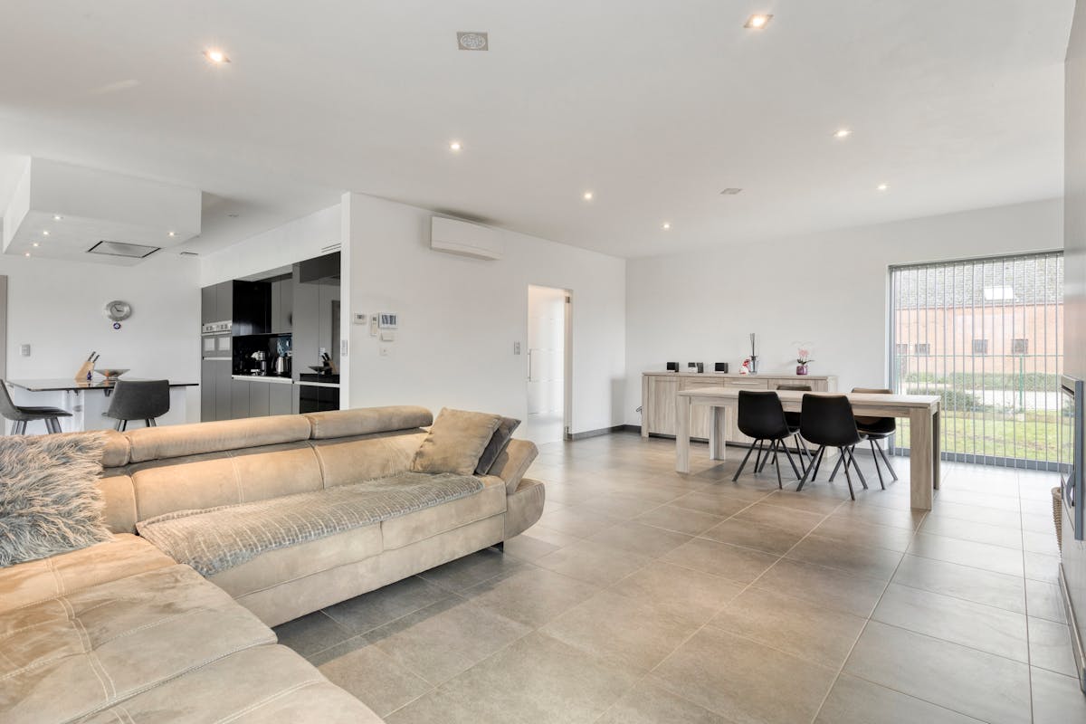 Villa prête à emménager avec EPC A et terrain de 1 370 m² à Oppuurs - photo 4