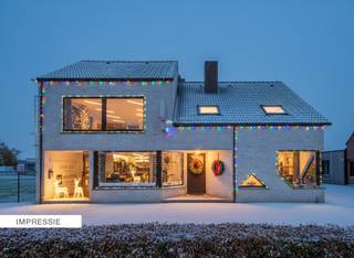 Op een gunstige locatie in Arendonk, nabij de Nederlandse grens ontdek je deze uitzonderlijke eigendom: een ruime, comfortabele woning met...