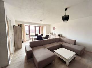 Gezellig appartement met 2 slaapkamers en terrasje nabij het centrum van Maaseik. ALGEMEEN:- Appartement gelegen op de tweede verdieping.- Voorzien...