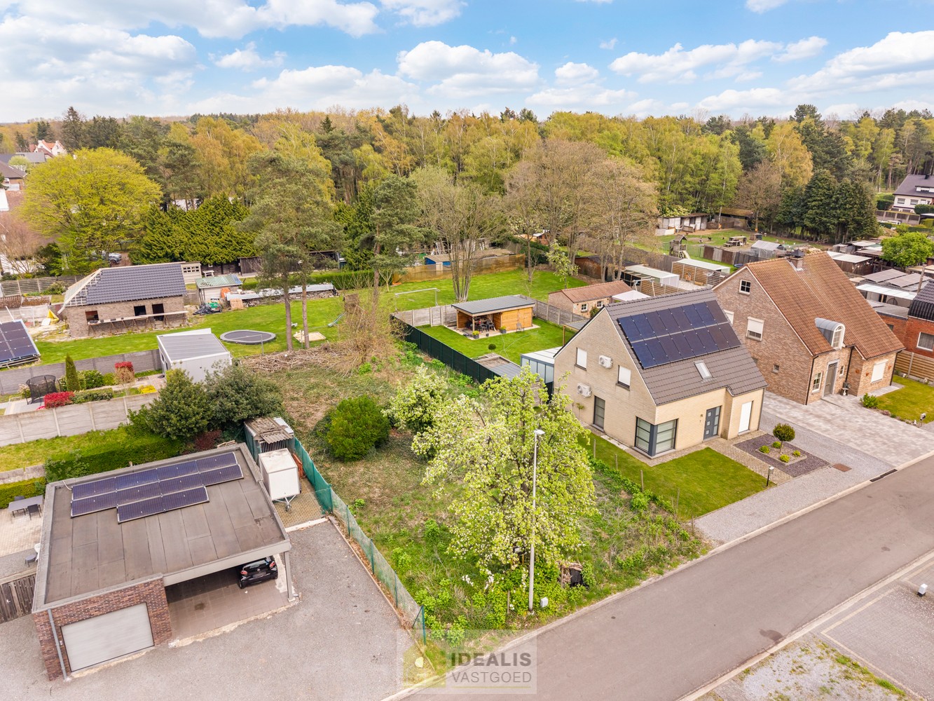KNAPPE BOUWKAVEL VOOR OPEN BEBOUWING VAN 5A 42CA OP EEN GROENE RUSTIGE LOCATIE IN LOMMEL KOLONIE! Deze bouwkavel met een oppervlakte van 5a 42ca biedt de mogelijkheid voor het bouwen van een prachtige eengezinswoning op een heerlijke plek in een residenti - foto 4