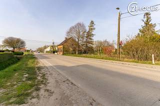 Are you looking for a property with exceptional potential to fully customize to your own taste? Then this home at Kieldrechtsebaan 89 in Verrebroek...