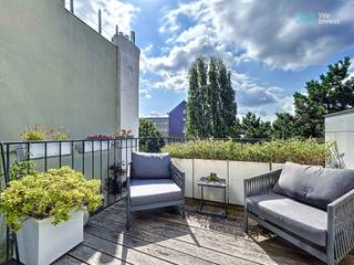 TEL: 0456 12 69 85 clara.jacquy@weinvest.beWe Invest offers you this magnificent triplex located on the second floor of a beautiful mansion at 103...