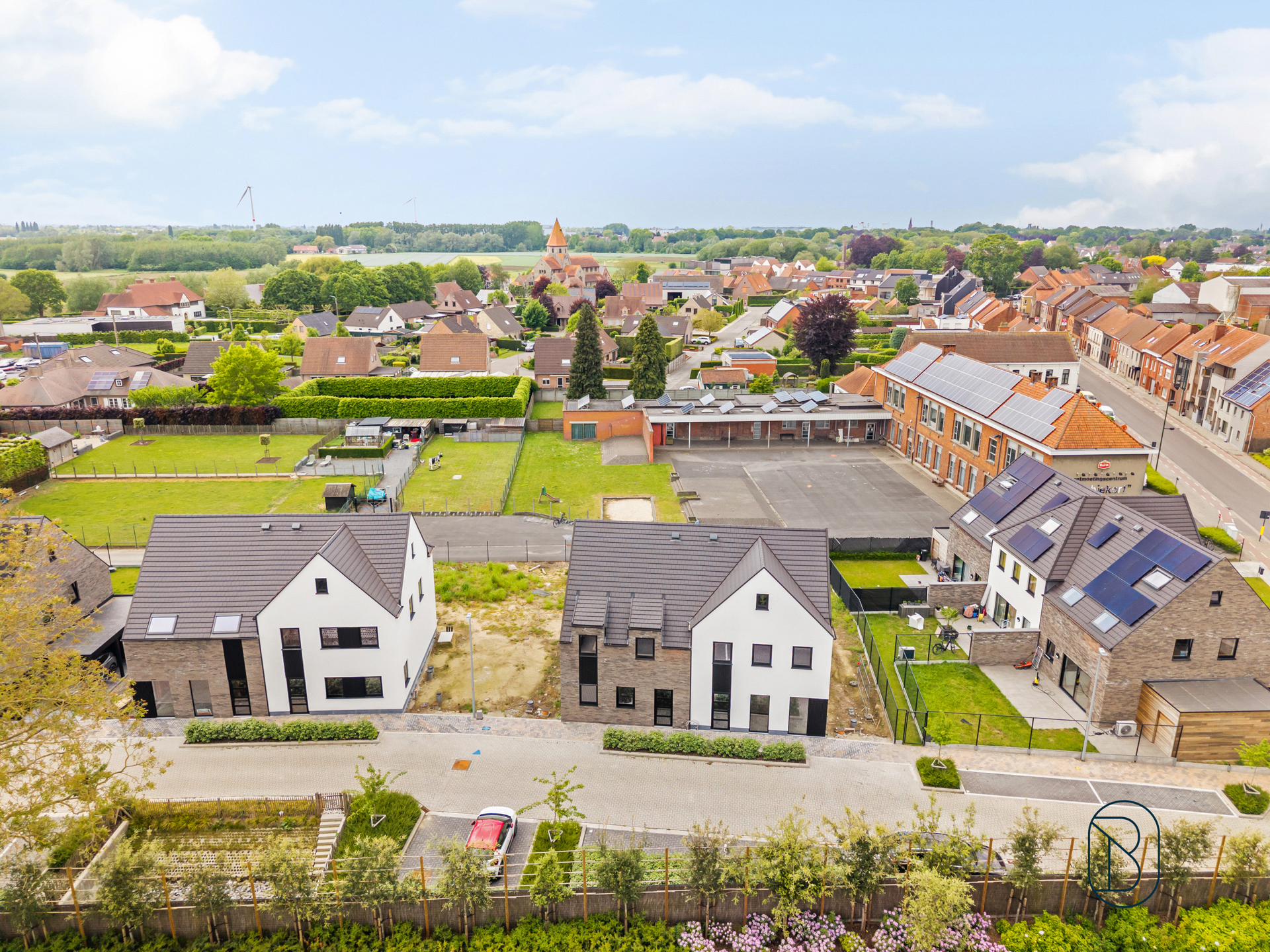 Kwalitatieve nieuwbouwwoning met tuin, carport en 3 slaapkamers. - foto 1