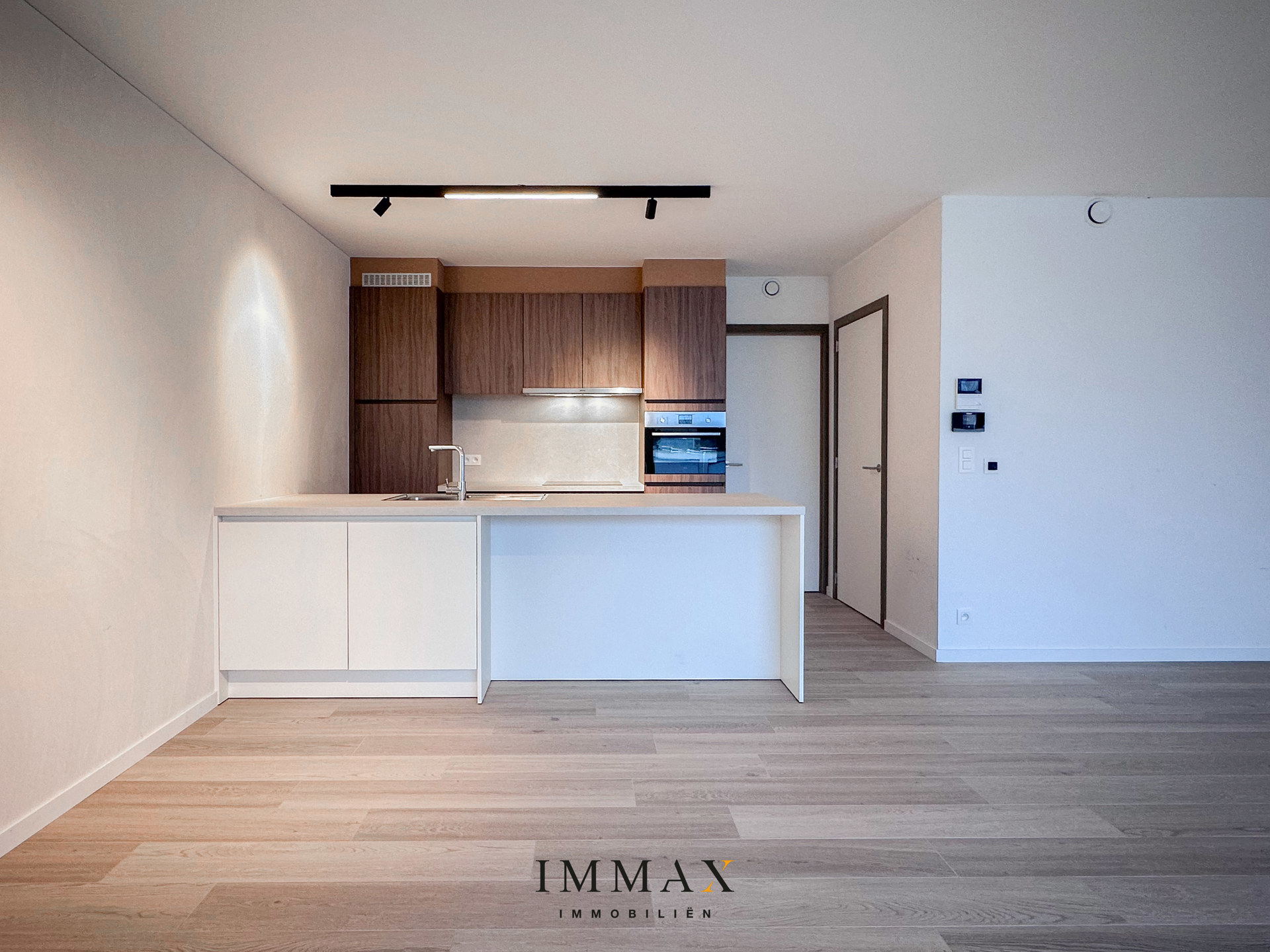 Gelijkvloers twee slaapkamer appartement - foto 4