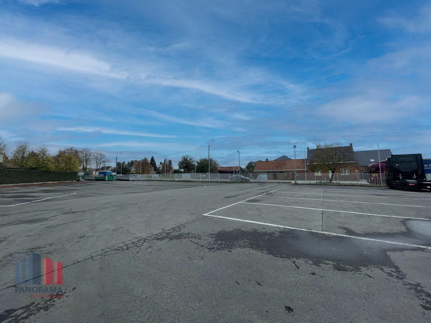 690 m² bedrijfsgebouw op commerciële topligging in Torhout - foto 3