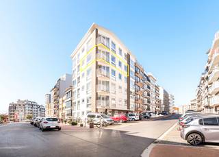 <p>Welcome to this stunning apartment, located on the fourth floor of the De Korre residence on St-Idesbaldusstraat in Koksijde. A highly advantageous, central location: just a stone's throw from the commercial center and the beach promenade literally around the corner! This turn-key and furnished apartment offers an ideal blend of comfort and style, with a living area of 72 square meters.<br /><br />The apartment is laid out as follows: entrance hall | living area leading to balcony | separate, renovated kitchen | storage room | bathroom equipped with walk-in shower and washbasin | separate toilet | two spacious bedrooms.<br /><br />Private storage room included in the price.<br /><br />In front of the residence, there are communal parking spaces for the owners. Extremely convenient in this sought-after location! <br /><br />EPC label B: energy-efficient. <br /><br />Looking for your place in Koksijde? Contact us today for this apartment with great potential! </p>