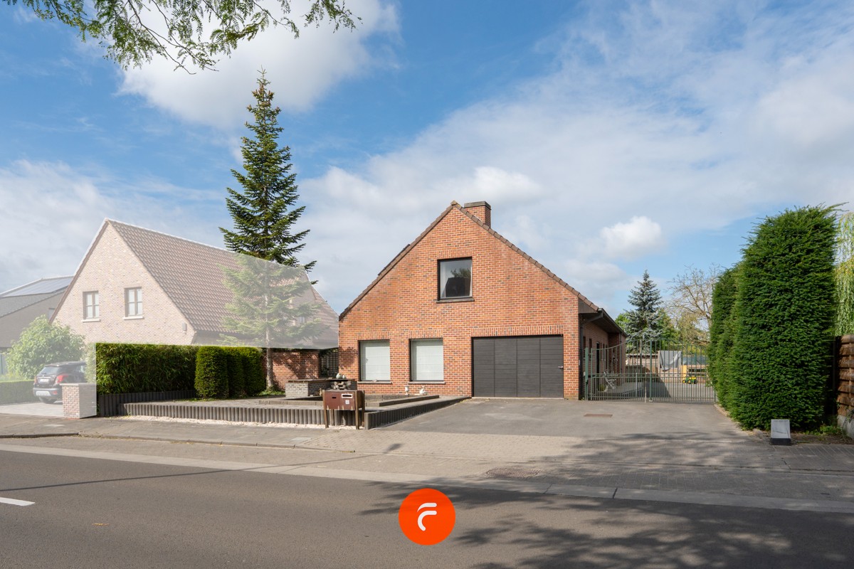 Maison à vendre à Ooigem avec 5 chambres - photo 1