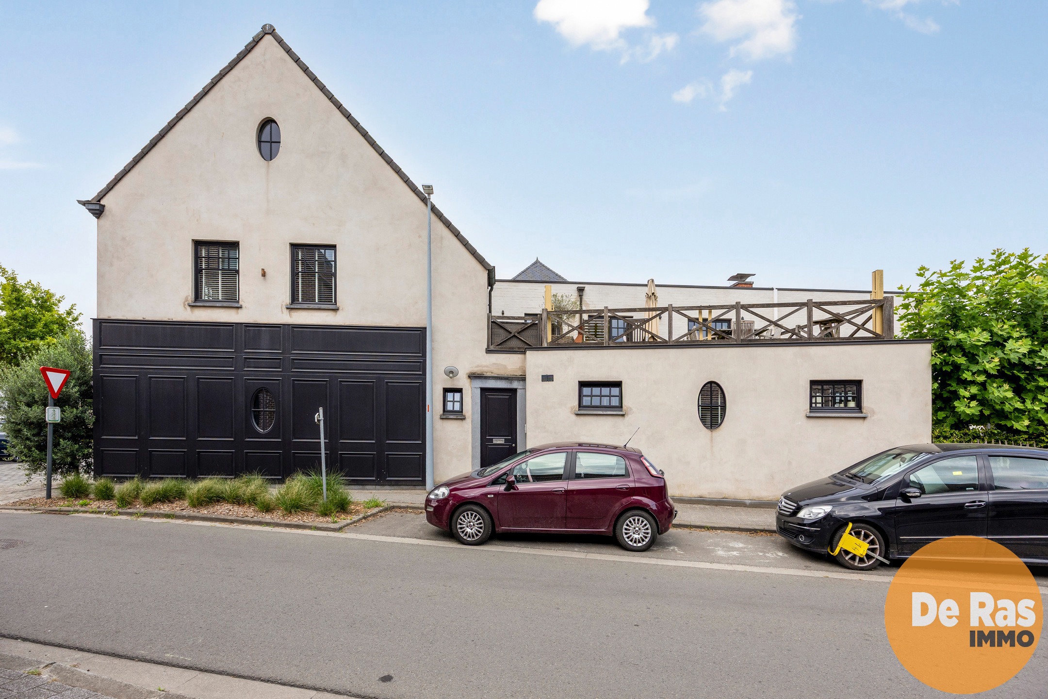 LAARNE - Bloeiende slagerij/traiteurzaak &amp; luxe duplexapp. - foto 3