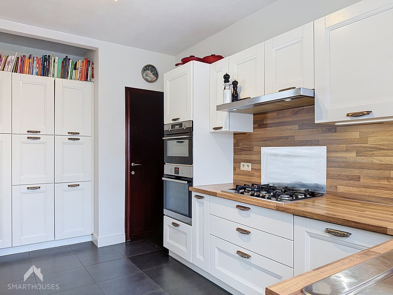 Halfopen woning met 3 slpkrs, garage, tuin en zonnepanelen - foto 5