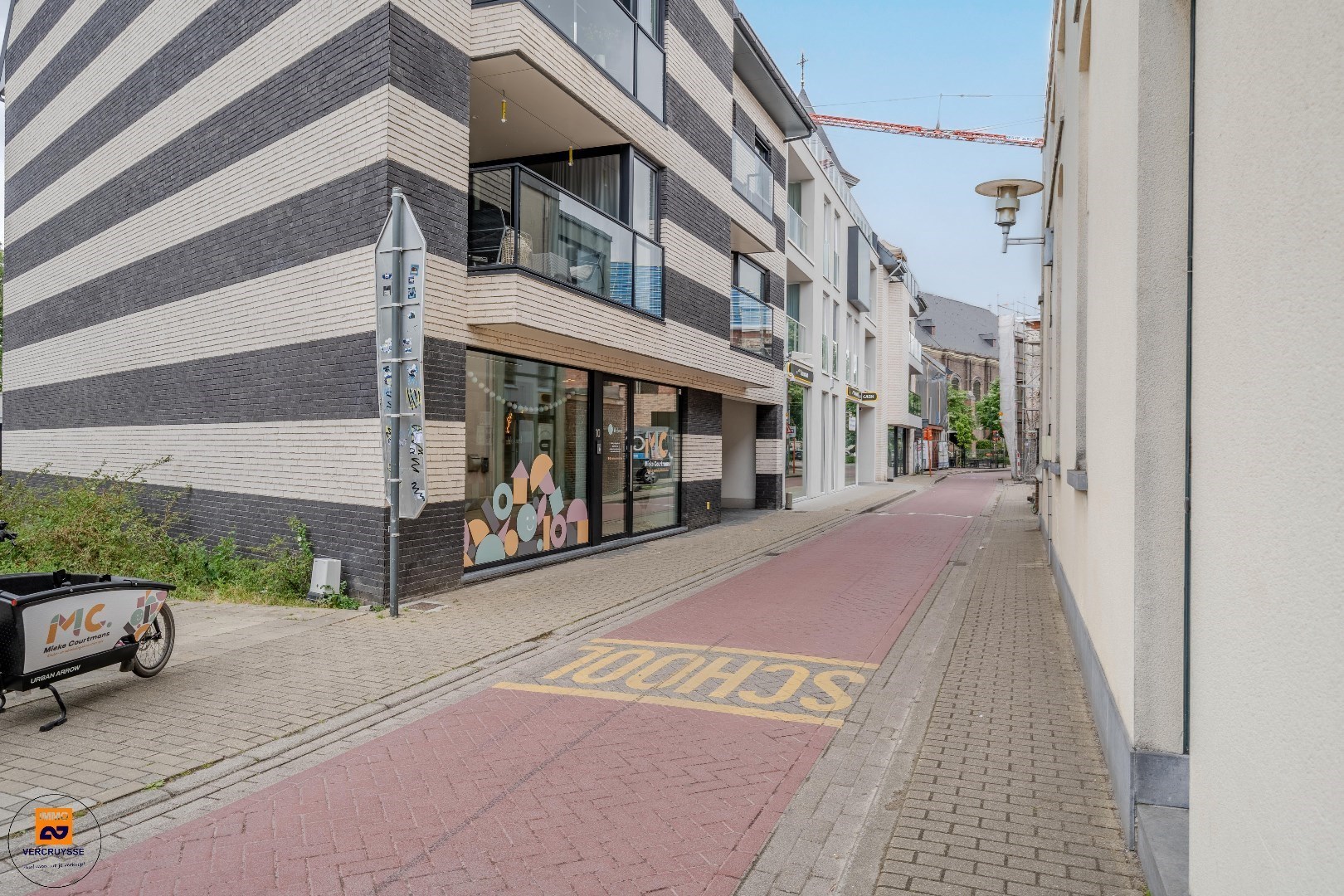 Gunstig gelegen commercieel kantoor in het centrum van Evergem - foto 2
