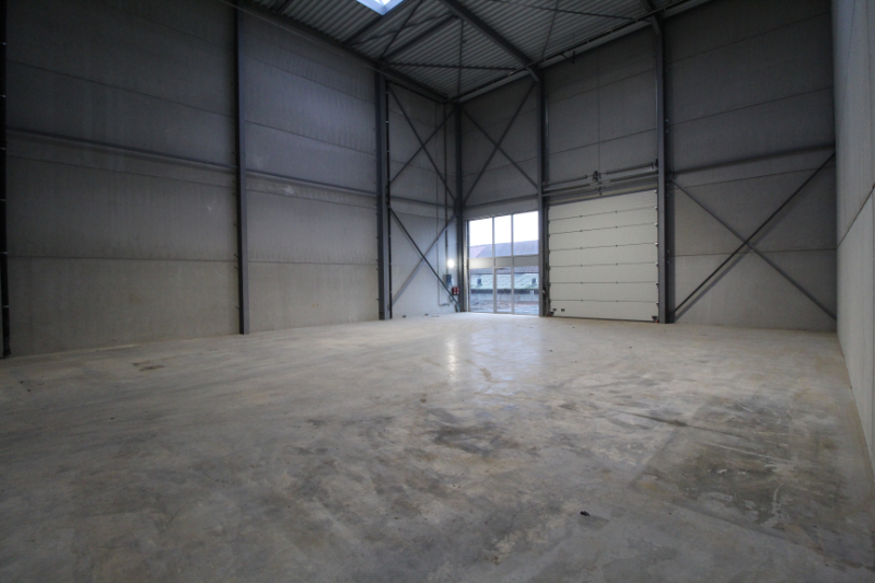 Nieuwbouw loods van 577m² te huur langs de Diksmuidsesteenweg te Hooglede/Roeselare - foto 3