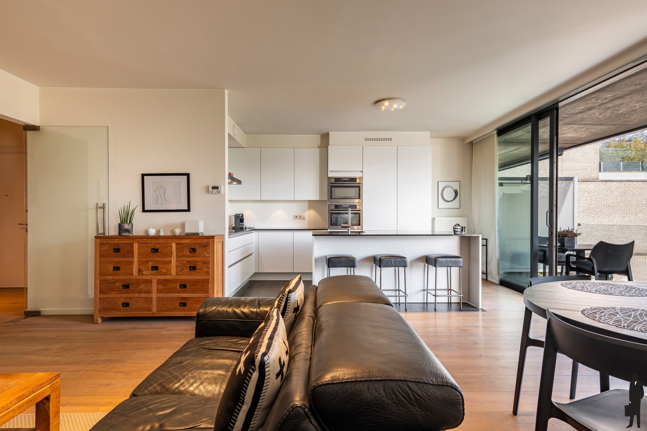 Luxe appartement met terras en zicht op parktuin - foto 4