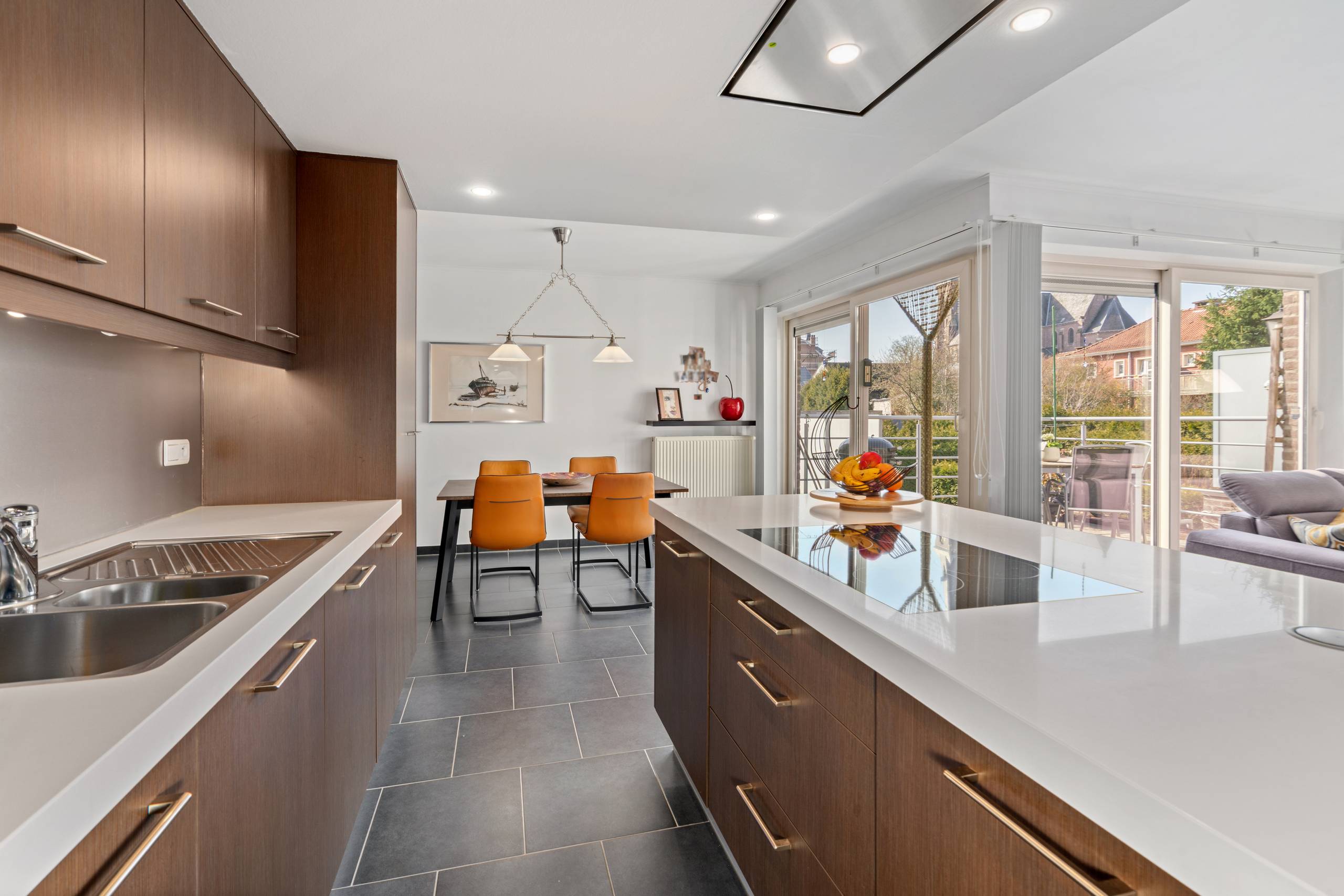 Ruim appartement met 2 terrassen en dubbele garage - foto 5