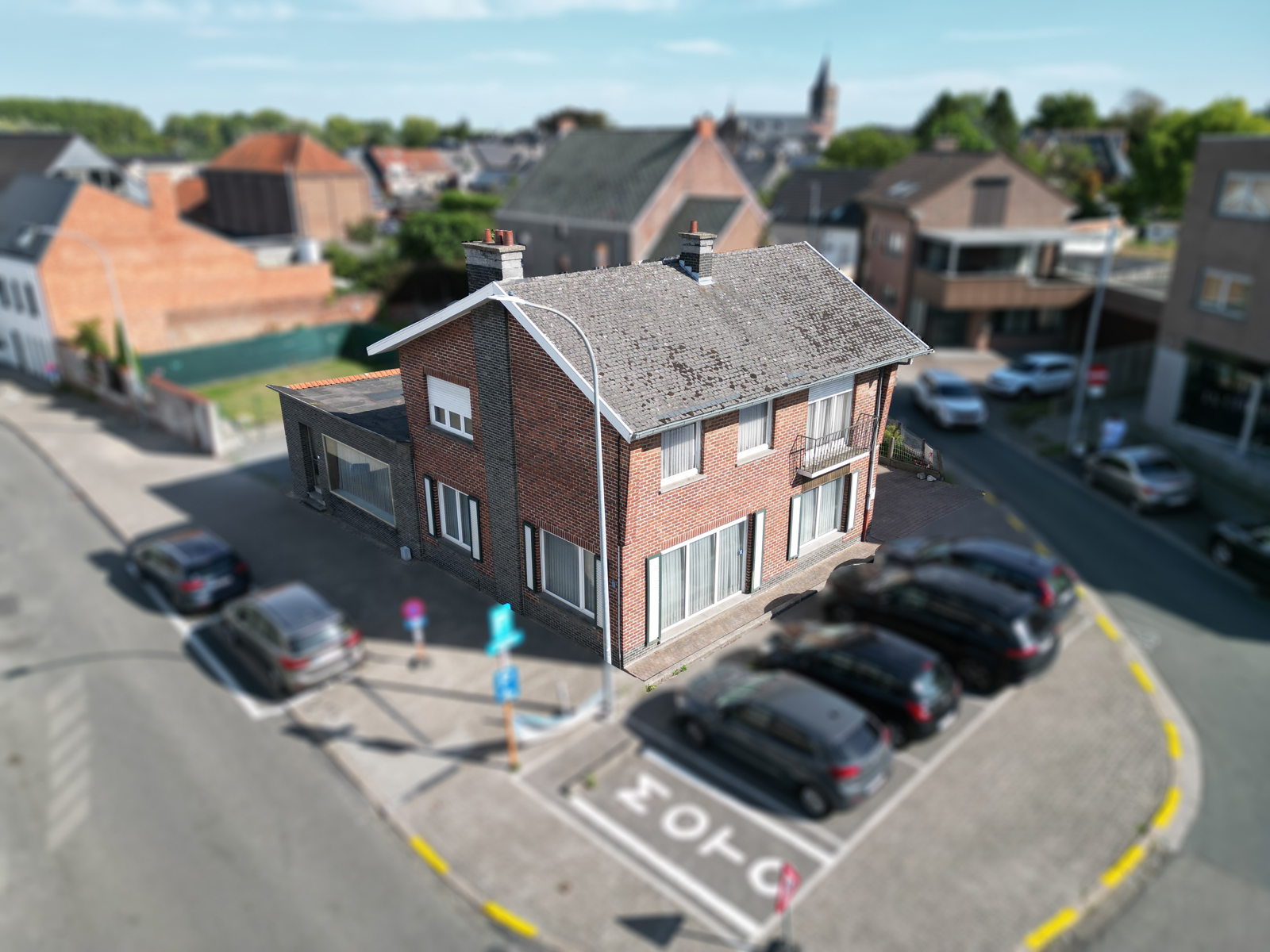 Zéér Ruime Woning met 3 SLPK, Garage én Tuin! - foto 1