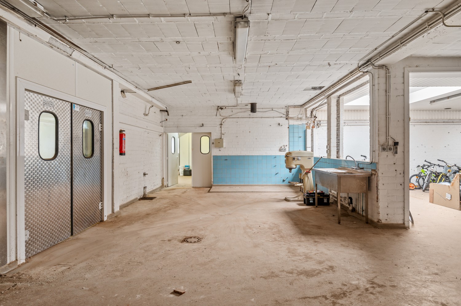 Ruim magazijn (+/- 441 m²) in Lier! - foto 5