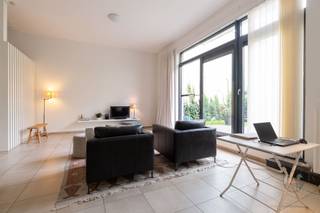 Stijlvol wonen met een vleugje loftgevoel in het hart van 't Zuid.In een van de meest geliefde buurten van Antwerpen, op een steenworp van de...
