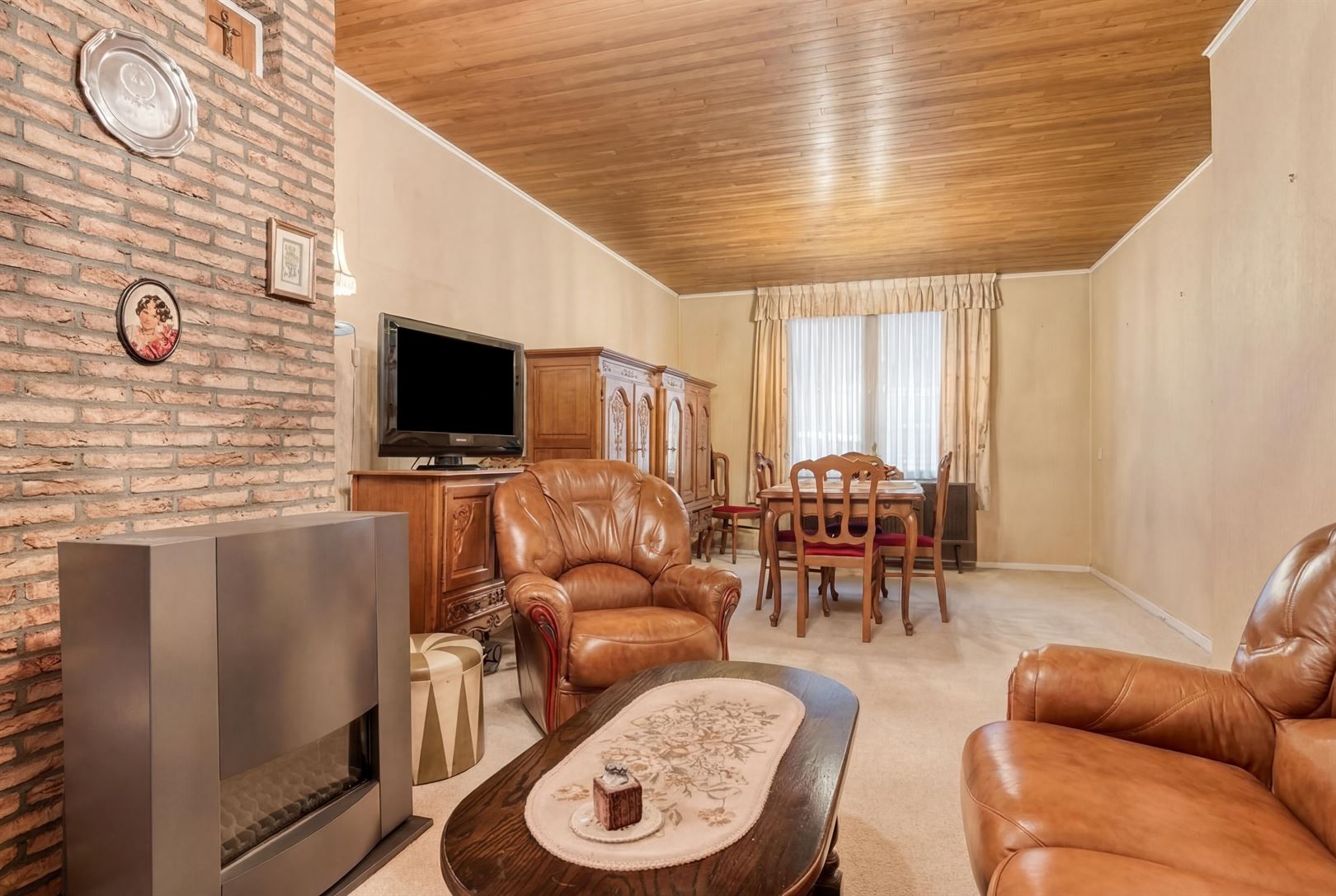 Charmante woning met 4 slaapkamers en koer - foto 5